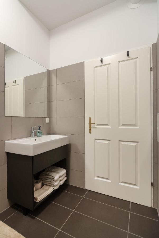 Hochwertiges Apartment Mit Direkter Anbindung Zum Zentrum In Hippen Viertel Вена Экстерьер фото
