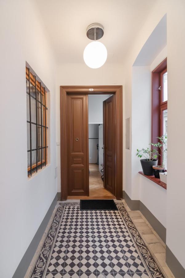 Hochwertiges Apartment Mit Direkter Anbindung Zum Zentrum In Hippen Viertel Вена Экстерьер фото